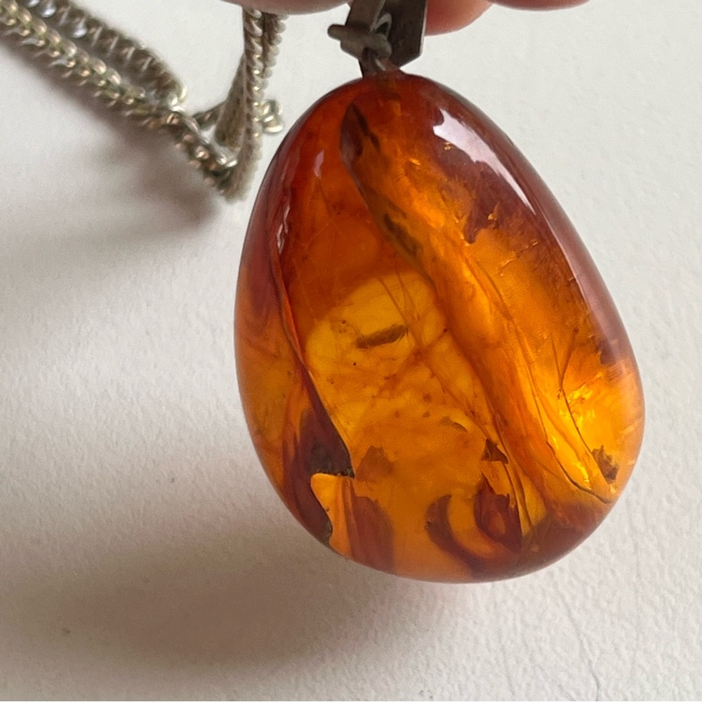Baltic amber pendant - Picture 3 of 4